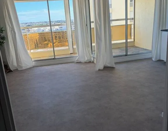 Studio 1 pièce 32 m² 