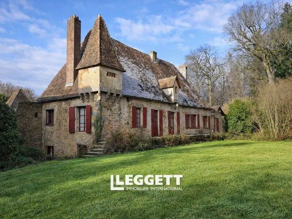 Château 9 pièces 143 m² 