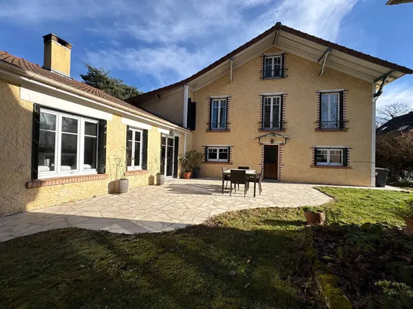 Maison 6 pièces 160 m² 