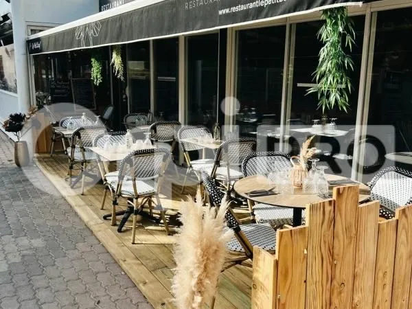 Fonds de commerce 70 m² 