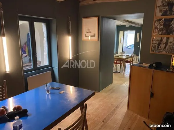 Boutique 56 m² 