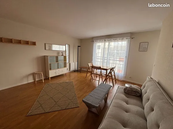 Studio 1 pièce 35 m² 