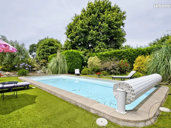 Villa 8 pièces 220 m² 