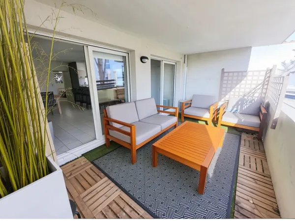 APPARTEMENT DE TYPE 3 AVEC TERRASSE 