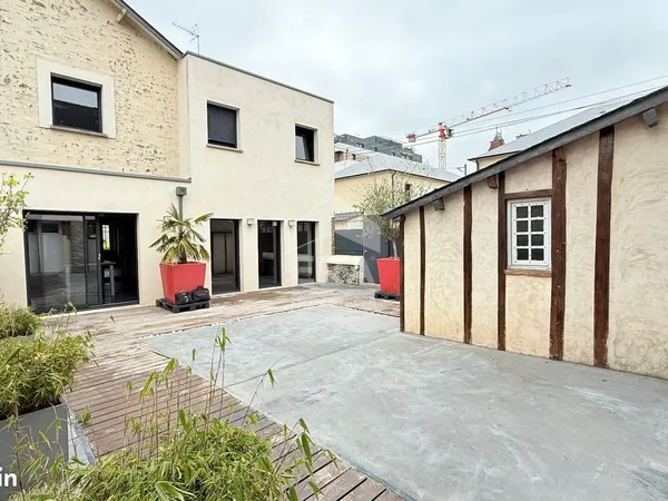 Maison 8 pièces 187 m² 
