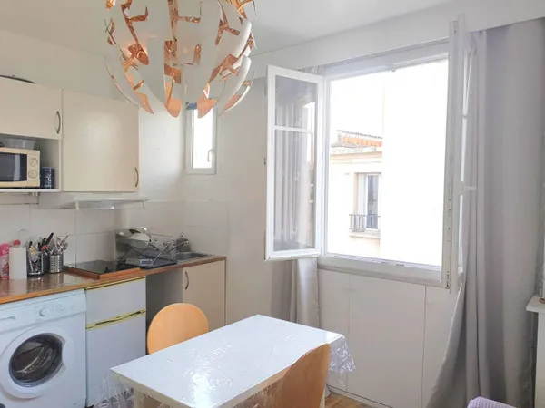 Appartement 1 pièce 18 m² 