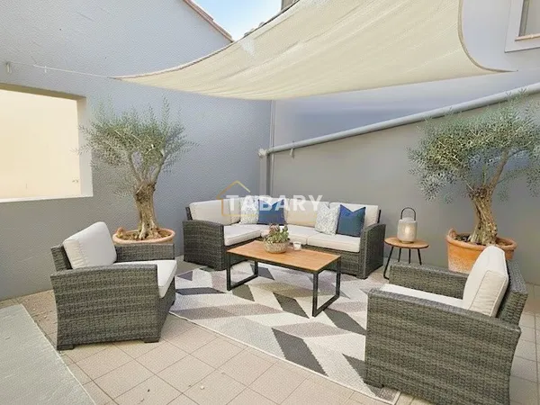 SAINTE MARIE - MAISON DE VILLAGE - T4 - GARAGE - TERRASSE 