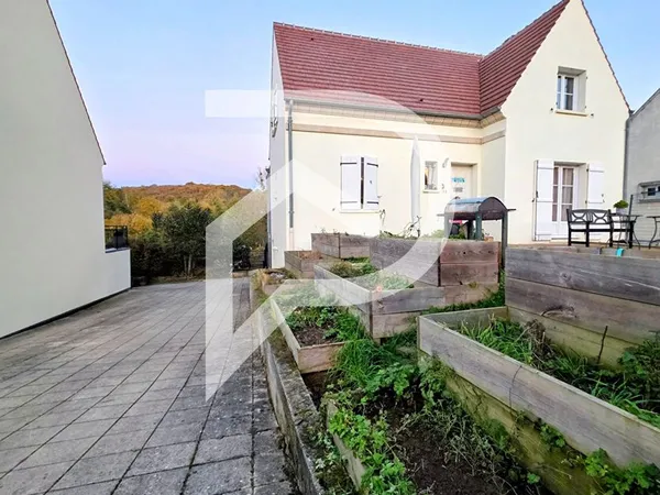 Maison 8 pièces 160 m² 