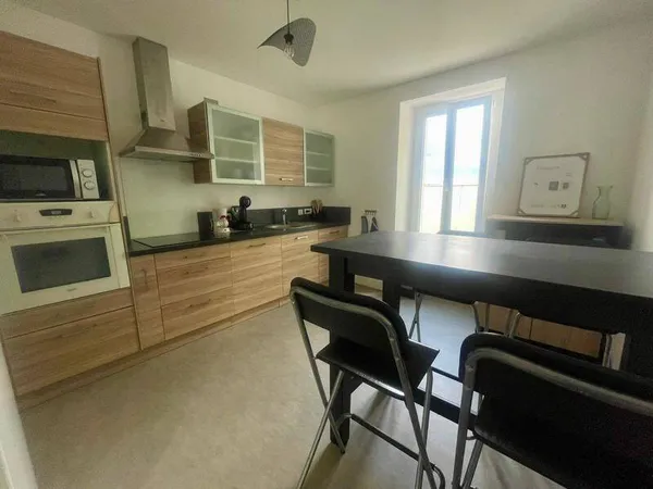 Appartement 4 pièces 79 m² 