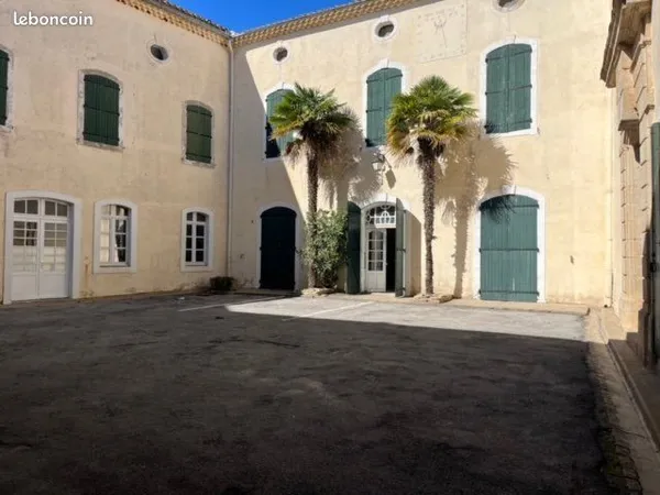 Château 20 pièces 1300 m² 