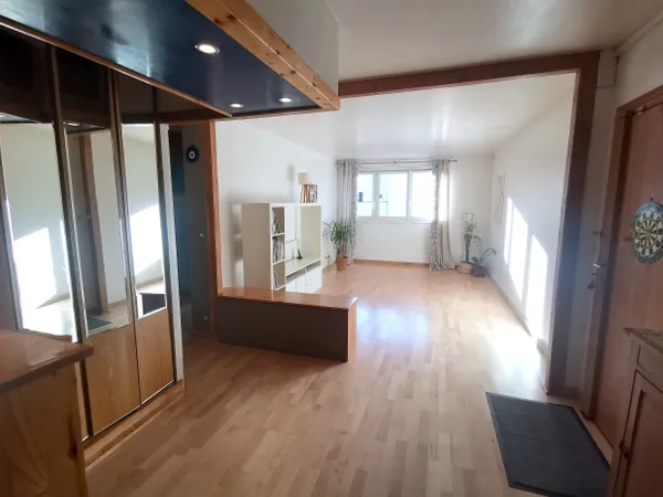 94800 VILLEJUIF APPARTEMENT 3 PIECES 62.38 M² AVEC UNE CAVE ET U 