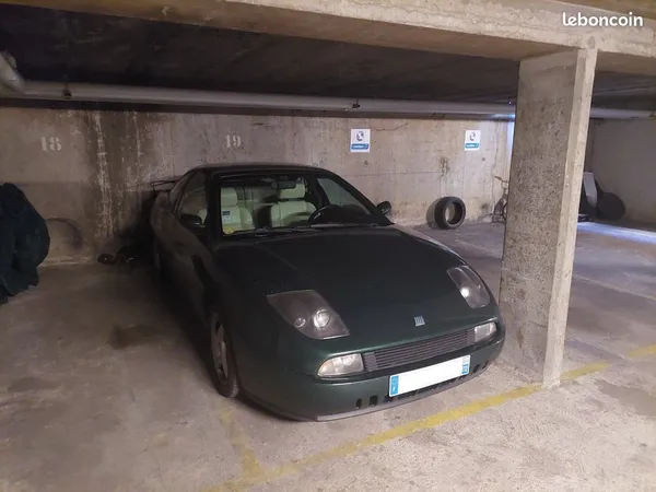 PLACE DE PARKING SÉCURISÉE - NANTERRE/PUTEAUX - PROCHE LA DÉFENSE - Idéal investisseur ou 
