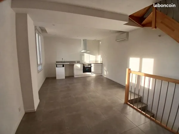 Triplex 2 pièces 53 m² 