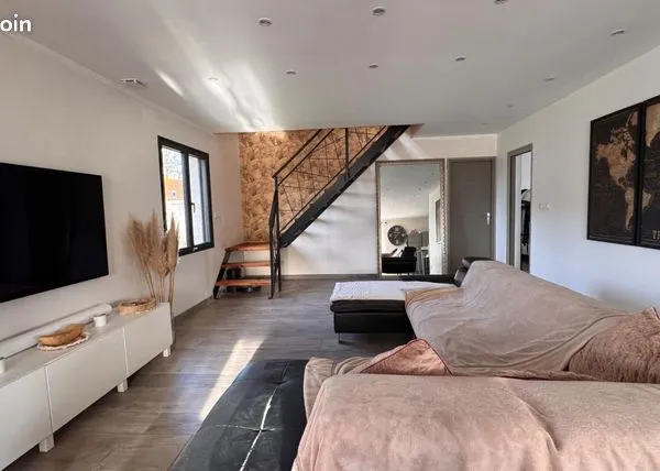Maison 5 pièces 171 m² 