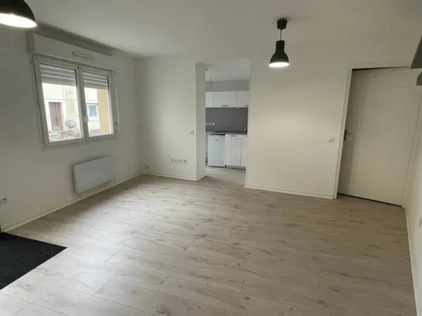Studio 27 m2 dans résidence sécurisée avec parking 