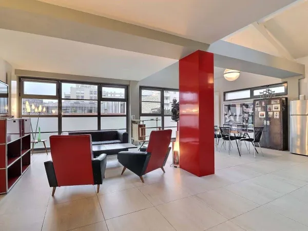 Appartement 2 pièces 100 m² 