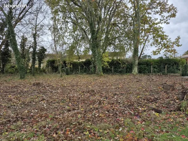 Terrain 970 m² Lesparre Medoc 