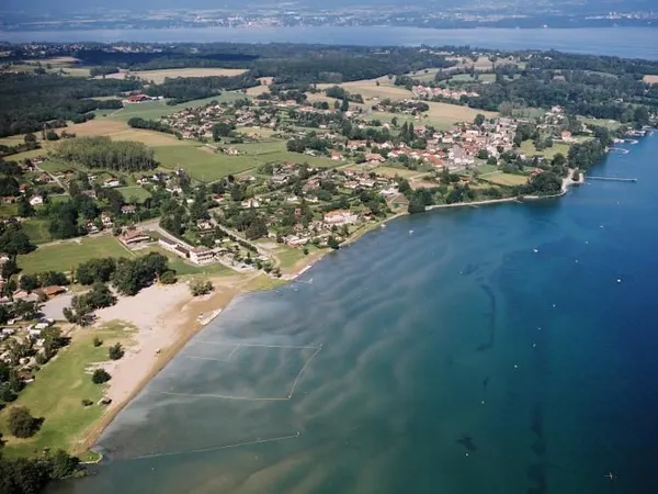 Terrain à bâtir de 616 m² à EXCENEVEX (74) 