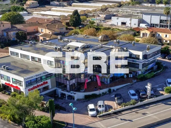 Bureaux 113 m² 
