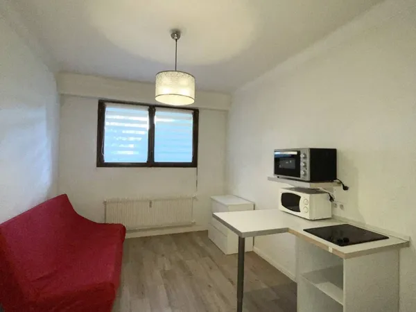 Appartement 1 pièce 18 m² 