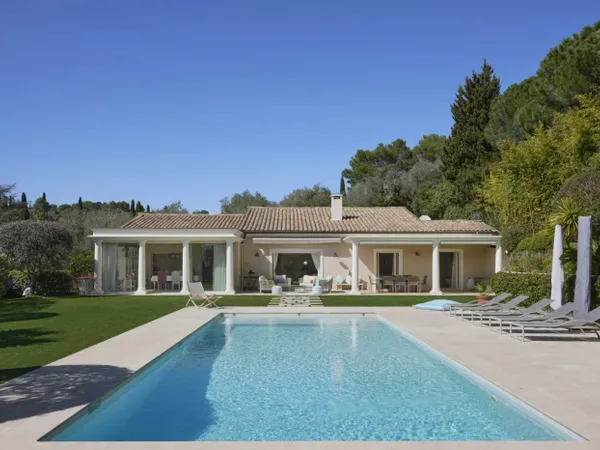 EXCLUSIVITE - MOUGINS Domaine privé 