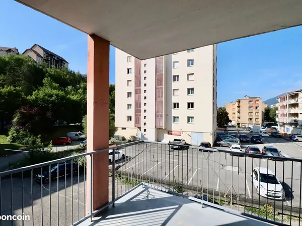 Appartement 3 pièces 74 m² 
