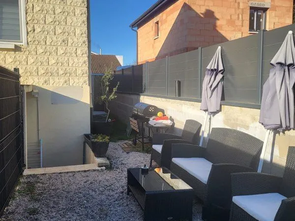 Location maison avec jardin calme 