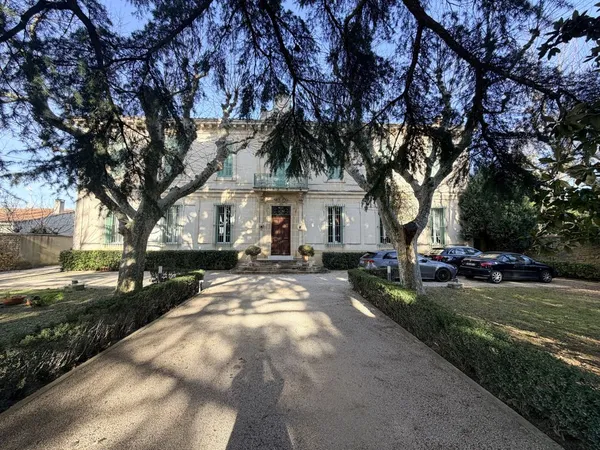 Maison de luxe 17 pièces 496 m² 