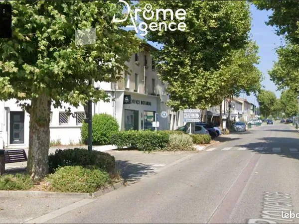 Bureaux 120 m² 