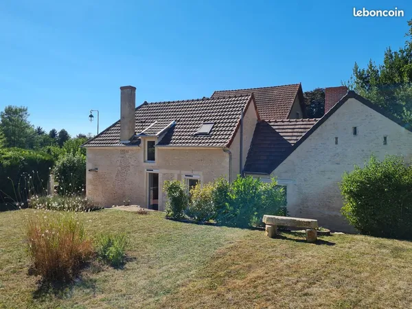 Charmante longère berrichonne avec jardin 