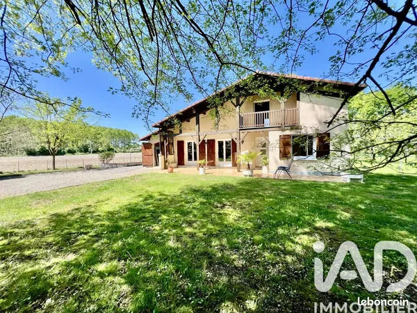 Maison 5 pièces 145 m² 