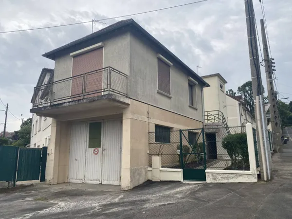 Appartement 1 pièce 14 m² 