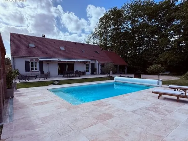 Maison familiale 178m², 6 pièces, en lisière de forêt
