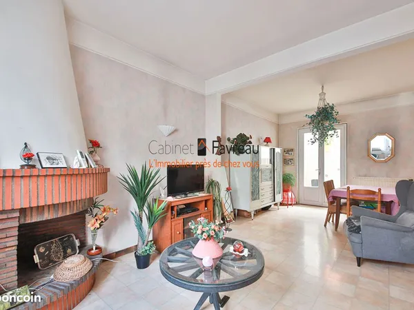 Maison 6 pièces 137 m² 