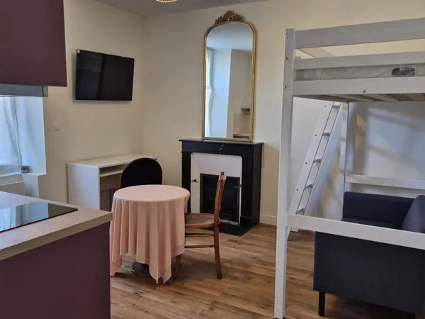 Studio 1 pièce 20 m² 