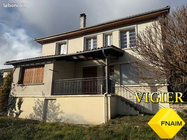 Maison 6 pièces 132 m² 