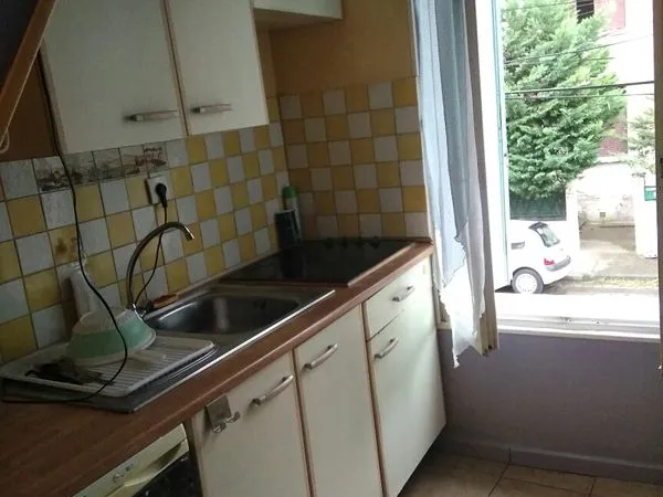 📍 Location studio immeuble René (550 CC) 