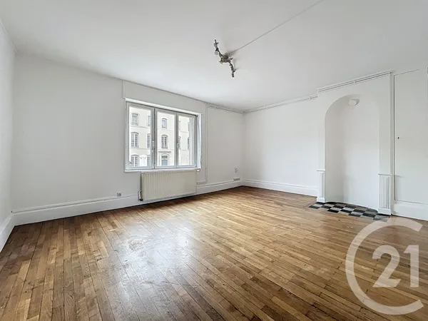 Appartement 4 pièces 82 m² 