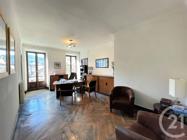 Appartement 6 pièces 99 m² 