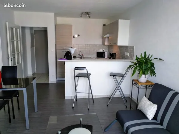 T2 Meublé + Parking Privé 