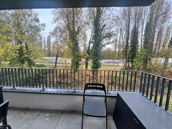 Sucy en Brie - Appartement 2 pièces avec balcon et parking 