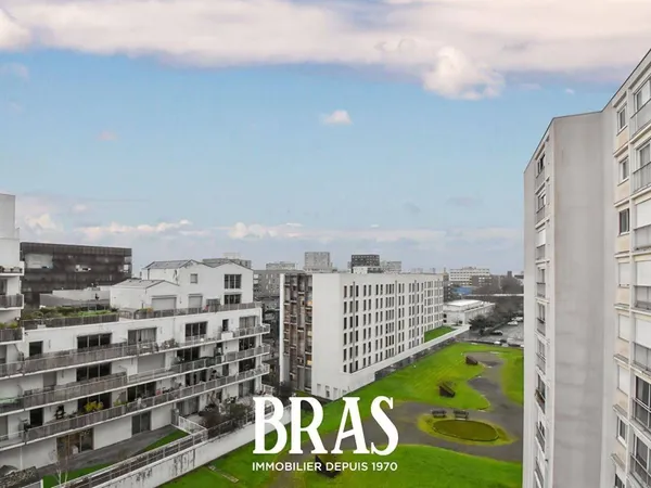Appartement 4 pièces 81 m² 