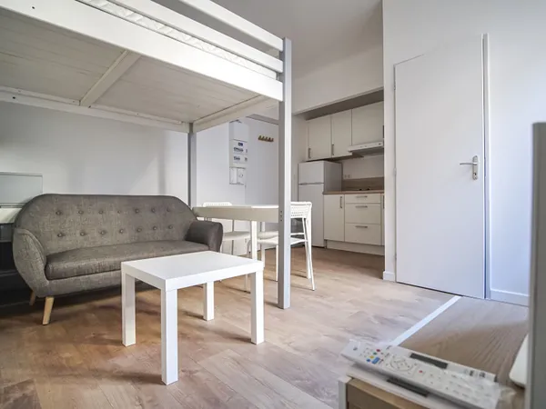 Appartement 1 pièce 17 m² 