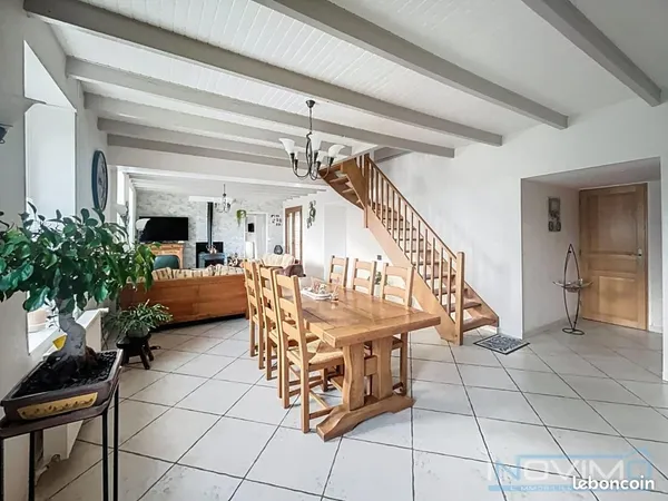 Maison 5 pièces 165 m² 