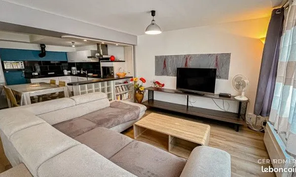 Appartement 2☆☆de 65m² 2pieces centre ville rdch 