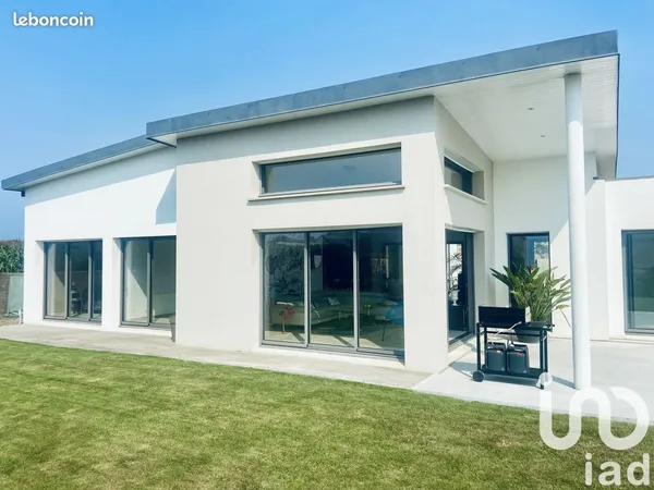 Maison 6 pièces 215 m² 
