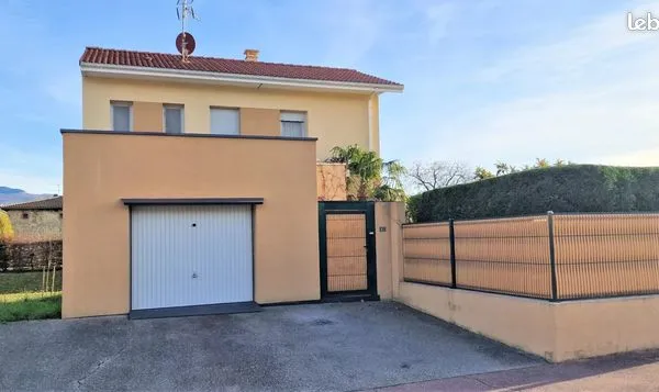 Maison 5 pièces 96 m² 
