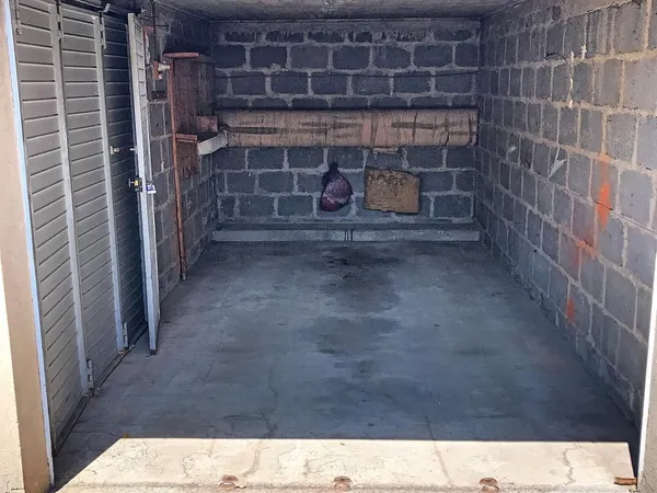 Parking 10 m² 
