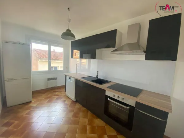 Appartement rénové 3 pièces 66 m² 