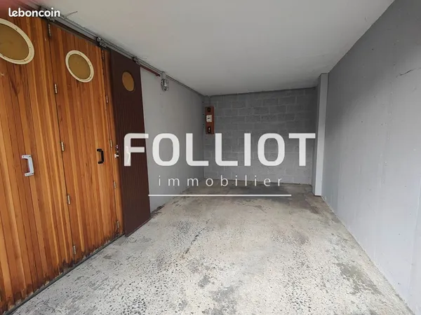 Parking/box SAINT LO 